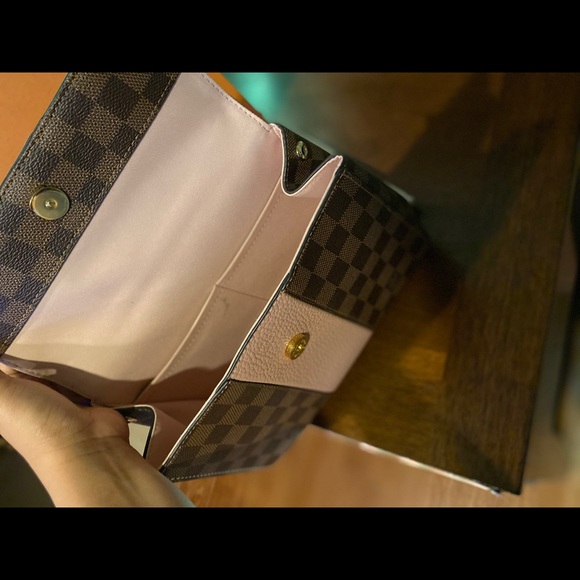 Louis Vuitton Bond Street BB - Picture 5 of 9